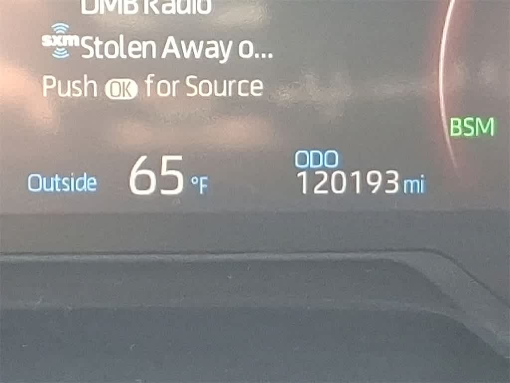 Thumbnail: 2019 Toyota RAV4 - 19
