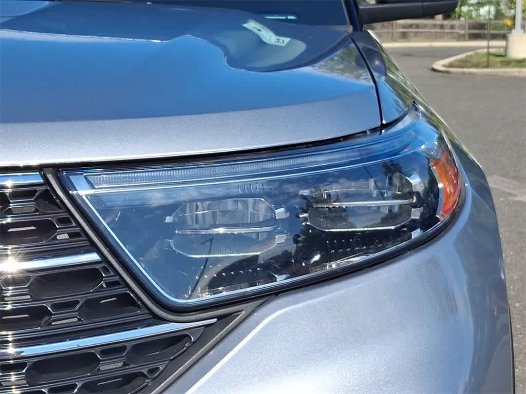 Thumbnail: 2022 Ford Explorer - 30