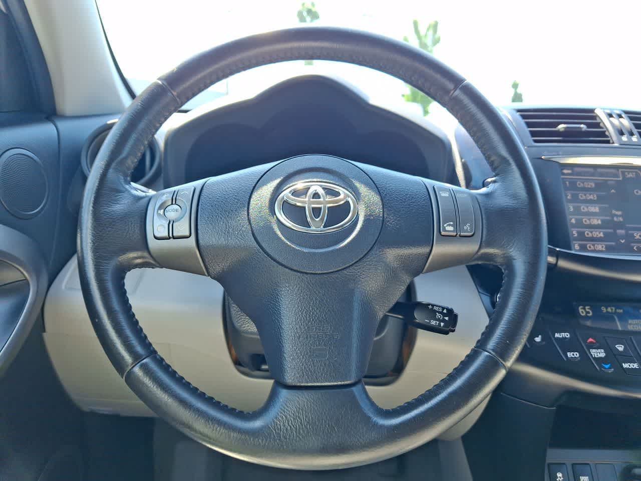 Thumbnail: 2012 Toyota RAV4 - 22
