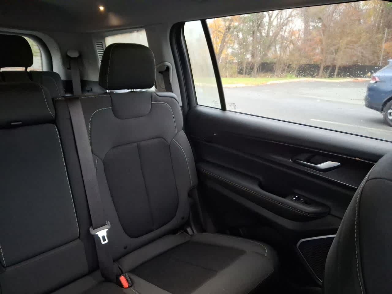 Thumbnail: 2021 Jeep Grand Cherokee L - 14