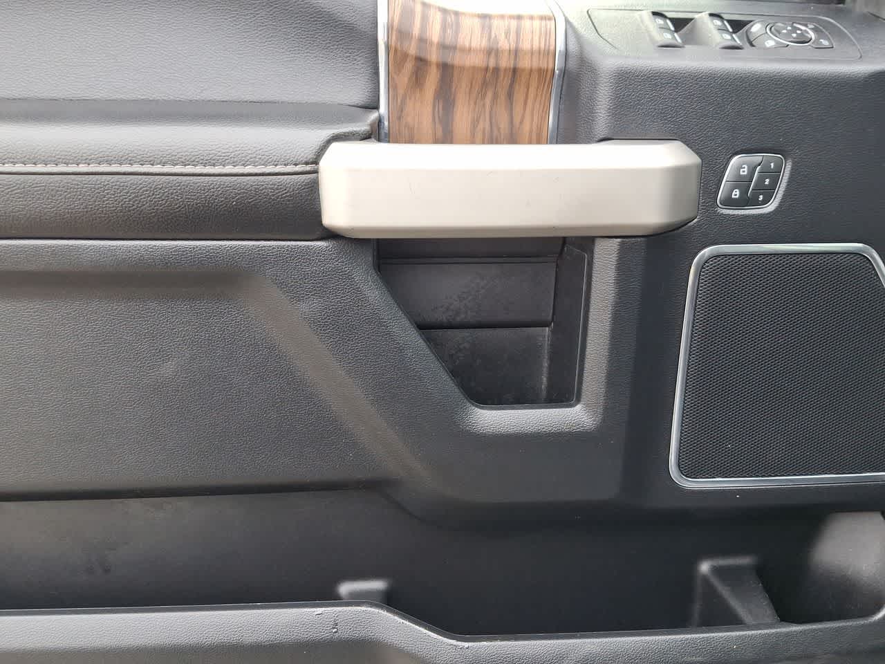 Thumbnail: 2019 Ford F-150 - 16