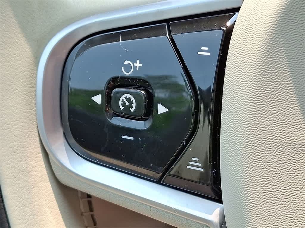 2022 Volvo XC90 T6 Inscription 17