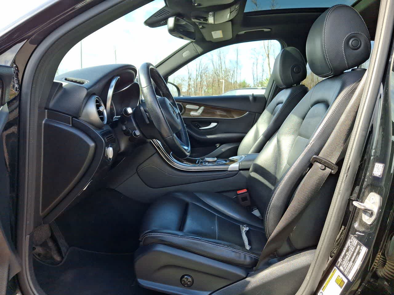 Thumbnail: 2019 Mercedes-Benz GLC - 17