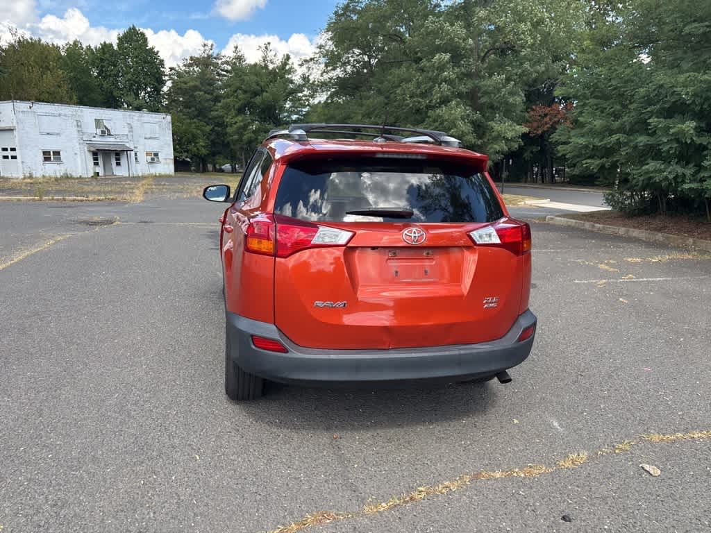 Thumbnail: 2015 Toyota RAV4 - 22