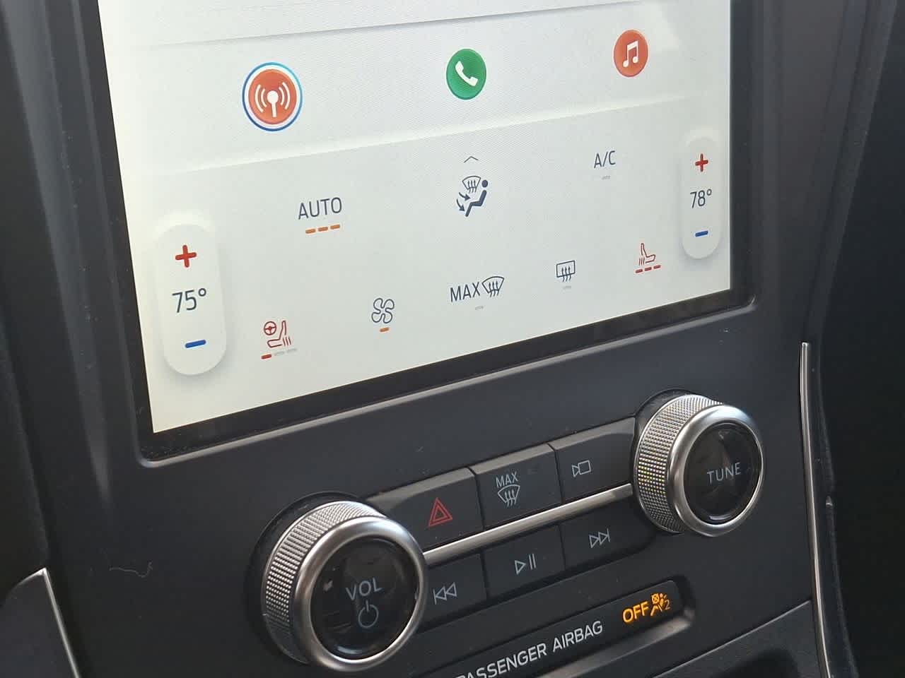 Thumbnail: 2024 Ford Edge - 25