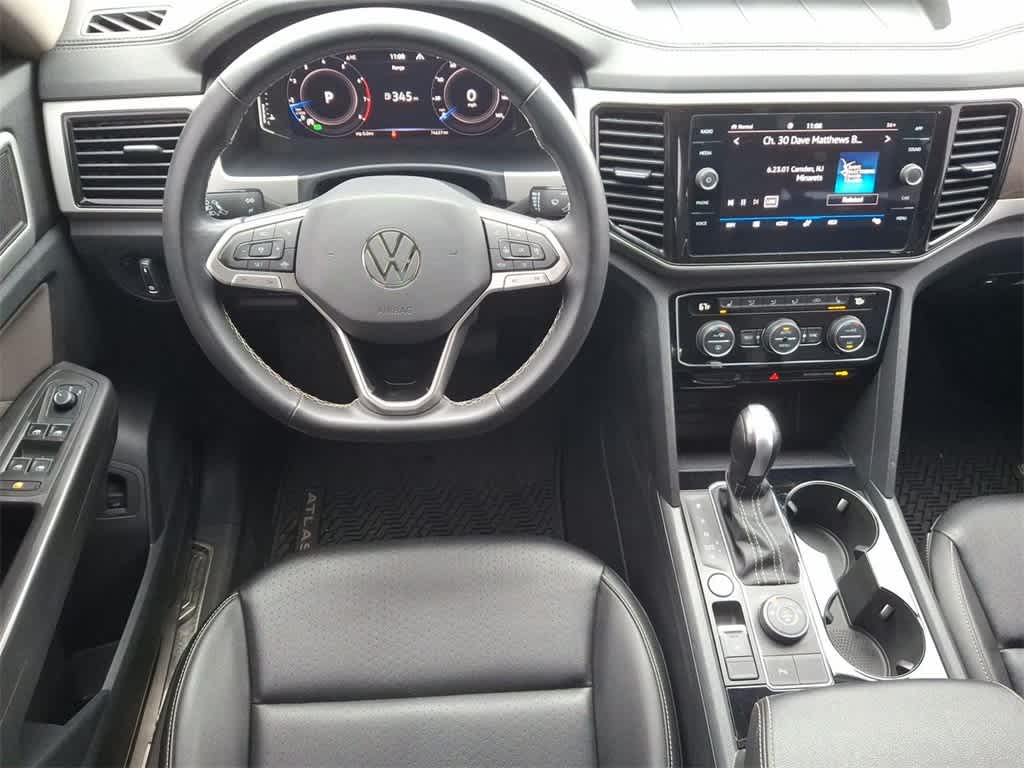 Thumbnail: 2022 Volkswagen Atlas - 27