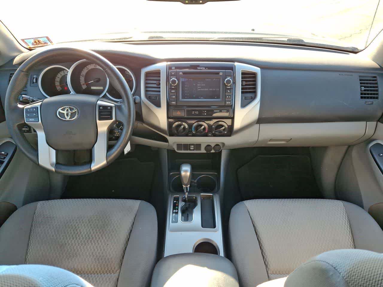 Thumbnail: 2013 Toyota Tacoma - 10