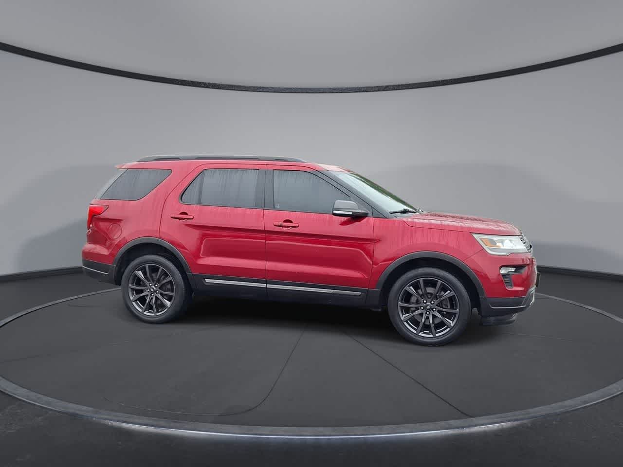 Thumbnail: 2018 Ford Explorer - 9
