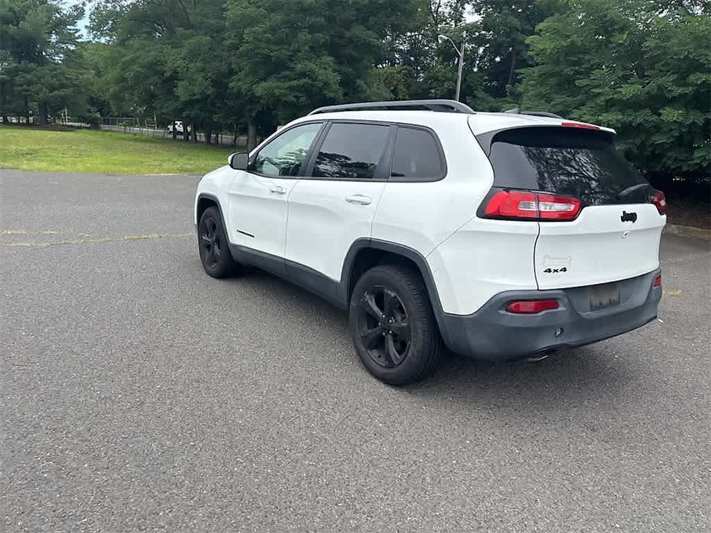 Thumbnail: 2016 Jeep Cherokee - 18