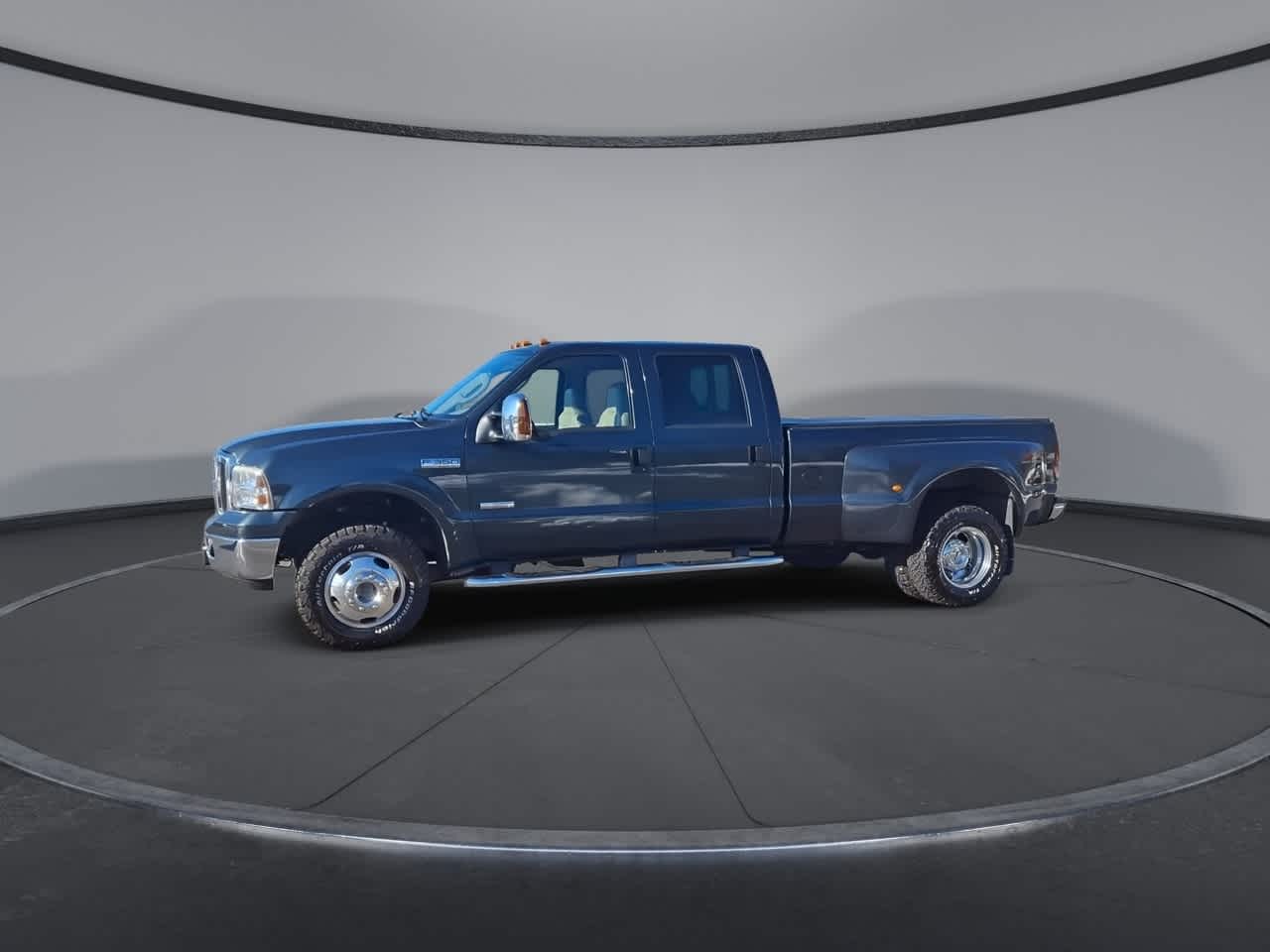 Thumbnail: 2006 Ford F-350 - 4