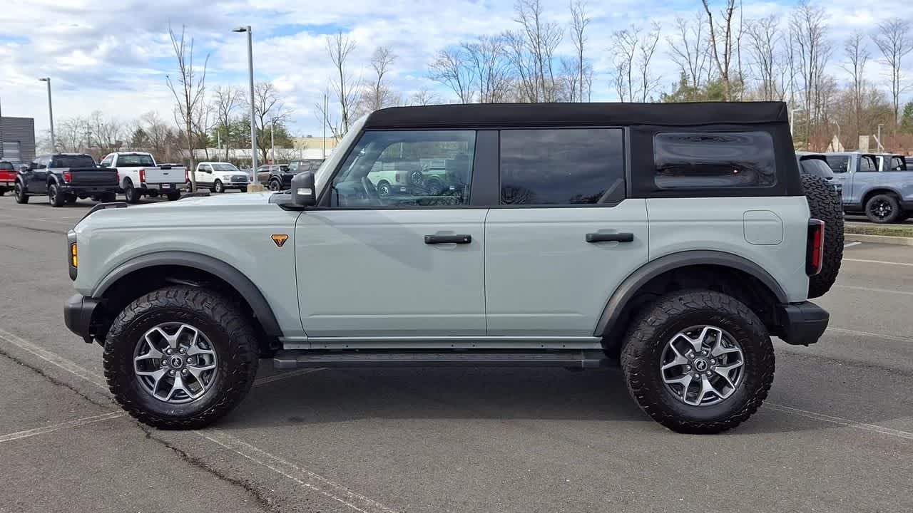 Thumbnail: 2023 Ford Bronco - 5