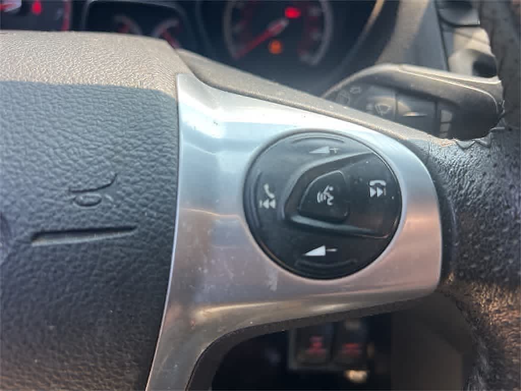 Thumbnail: 2014 Ford Focus - 16