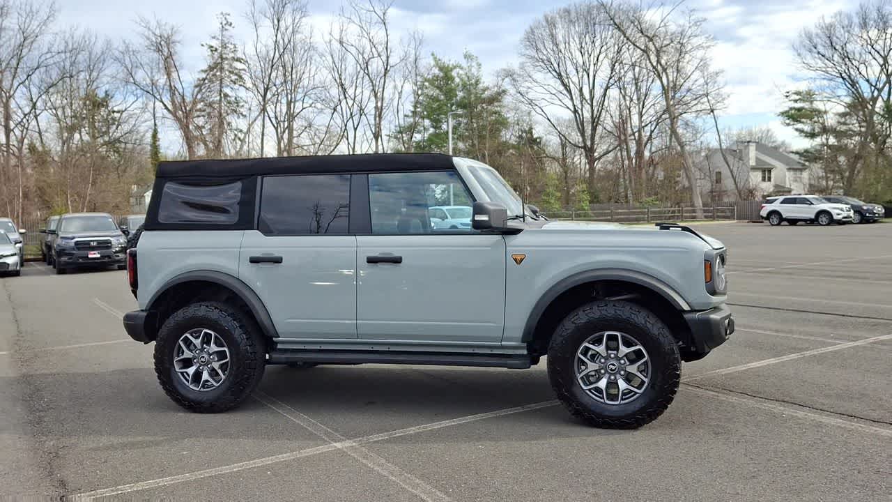 Thumbnail: 2023 Ford Bronco - 9