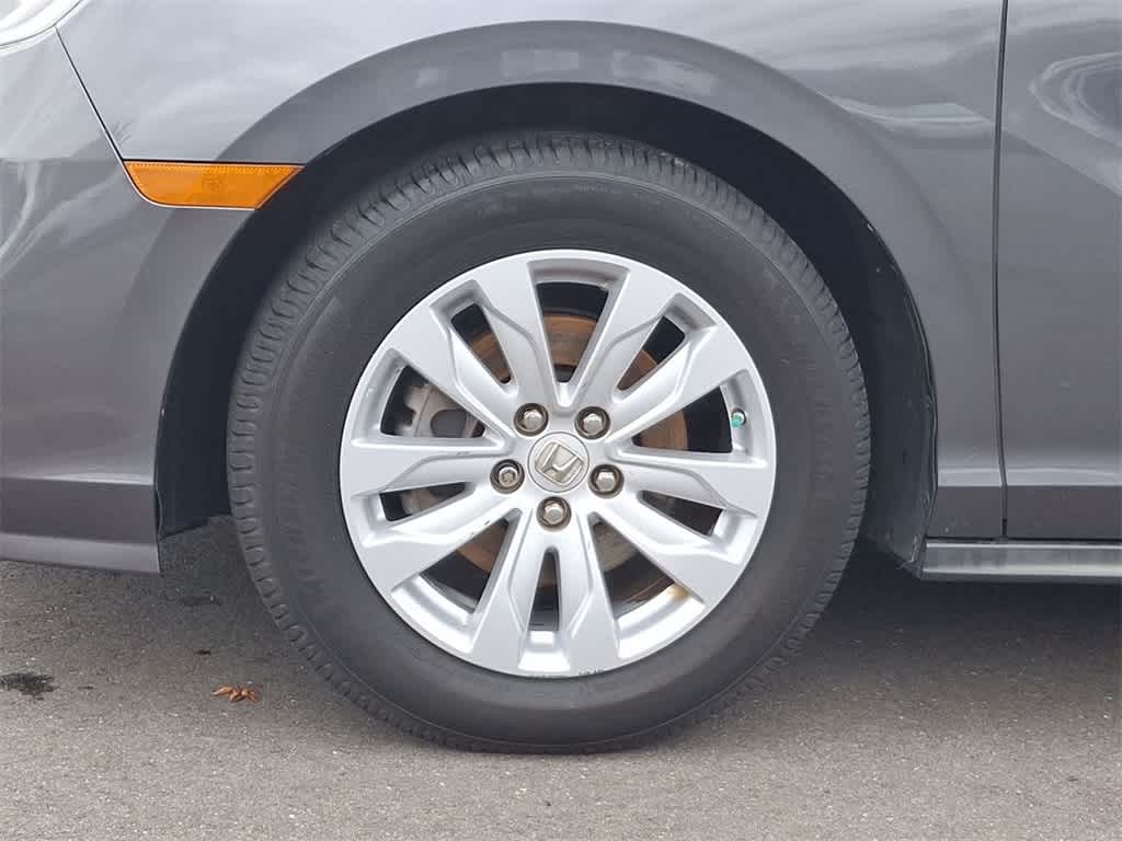 Thumbnail: 2019 Honda Odyssey - 29