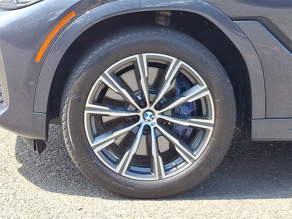 Thumbnail: 2021 BMW X6 - 23
