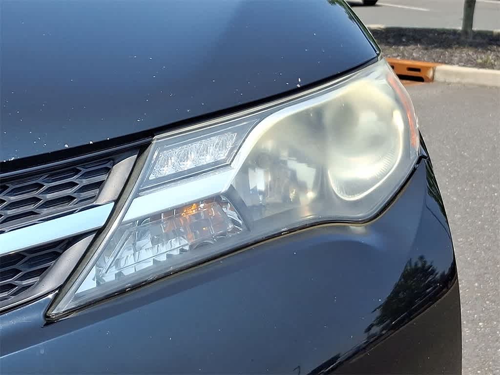 Thumbnail: 2014 Toyota RAV4 - 24