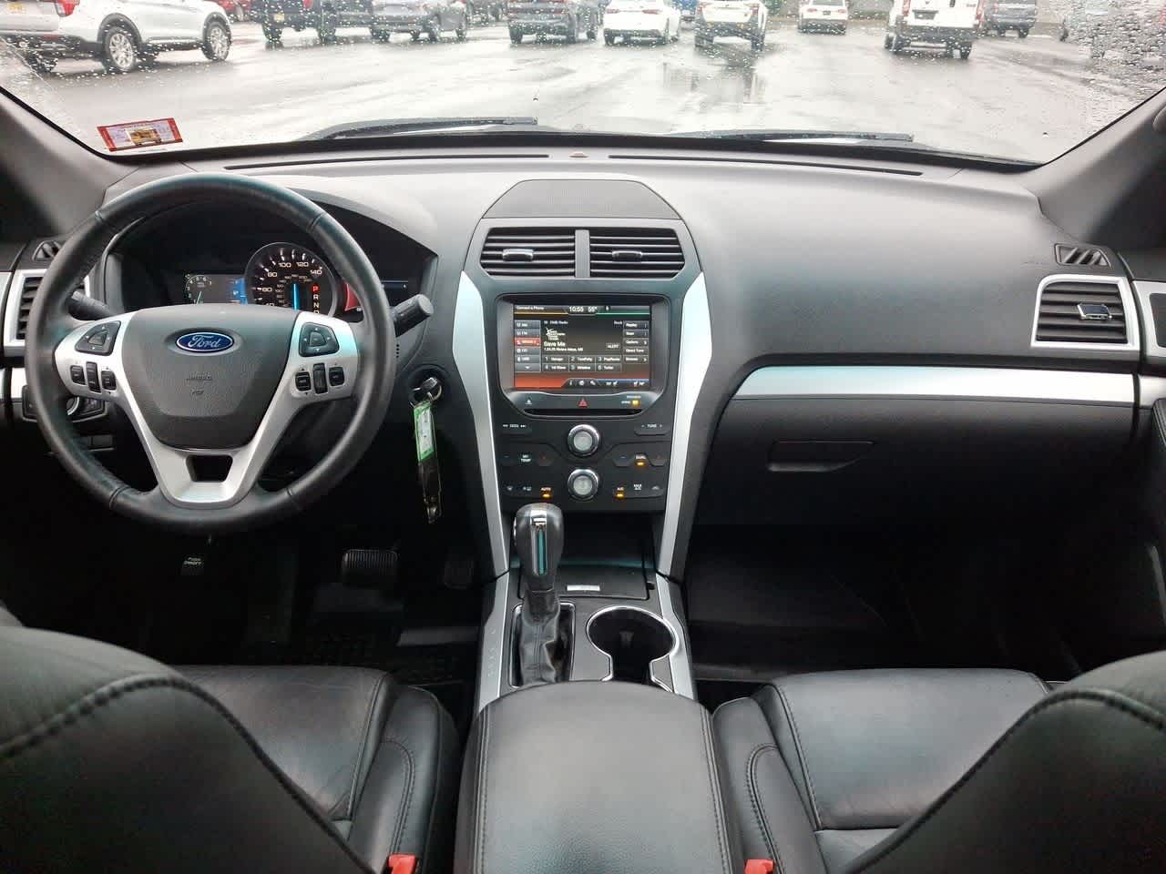 Thumbnail: 2015 Ford Explorer - 10