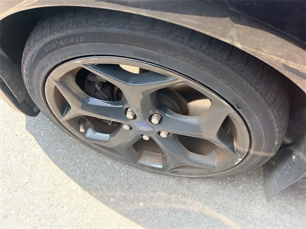 Thumbnail: 2014 Ford Focus - 10
