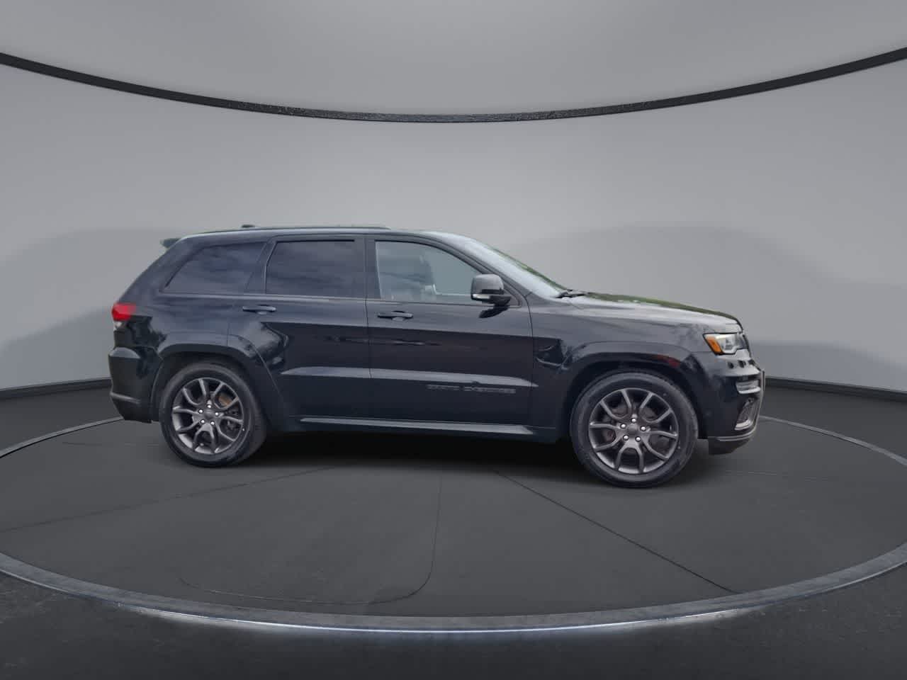Thumbnail: 2020 Jeep Grand Cherokee - 9