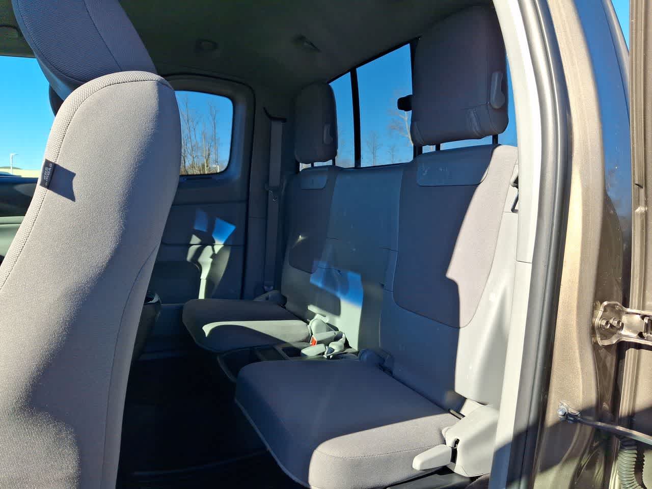 Thumbnail: 2013 Toyota Tacoma - 26