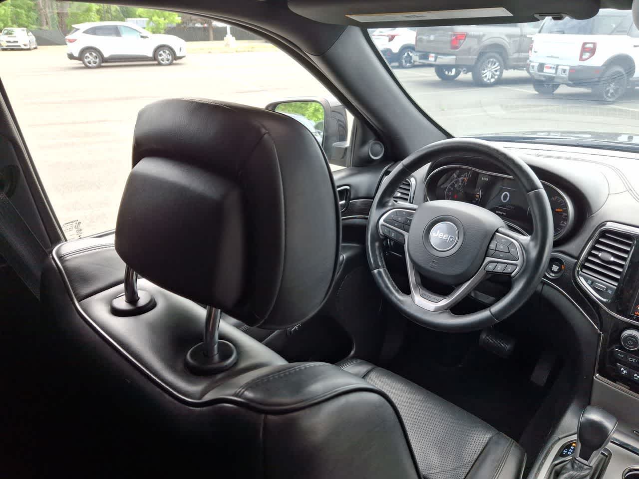Thumbnail: 2020 Jeep Grand Cherokee - 15