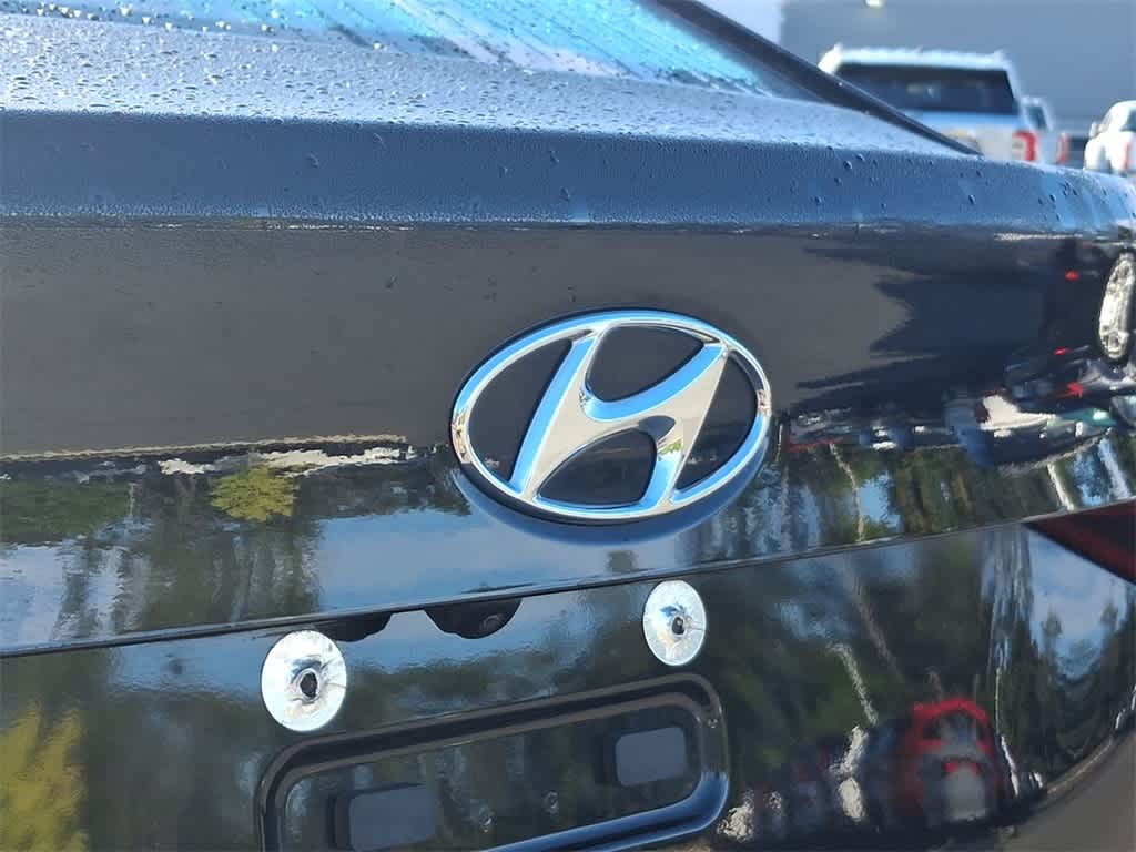 Thumbnail: 2021 Hyundai Accent - 28