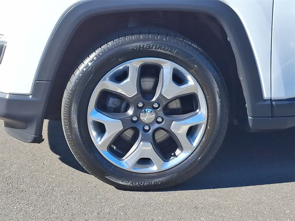 Thumbnail: 2018 Jeep Compass - 29