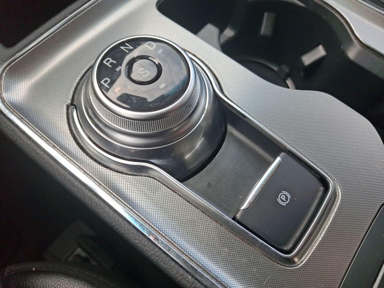 Thumbnail: 2024 Ford Edge - 18