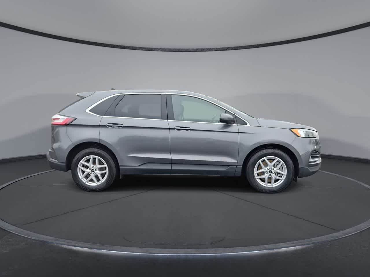 Thumbnail: 2024 Ford Edge - 9