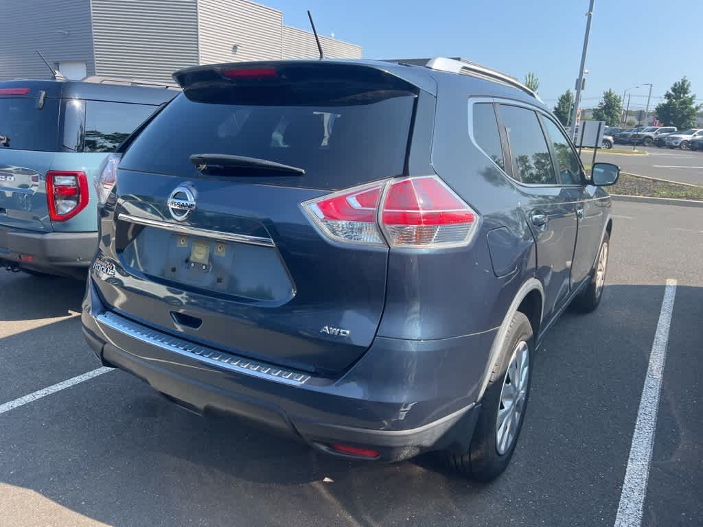 Thumbnail: 2016 Nissan Rogue - 6