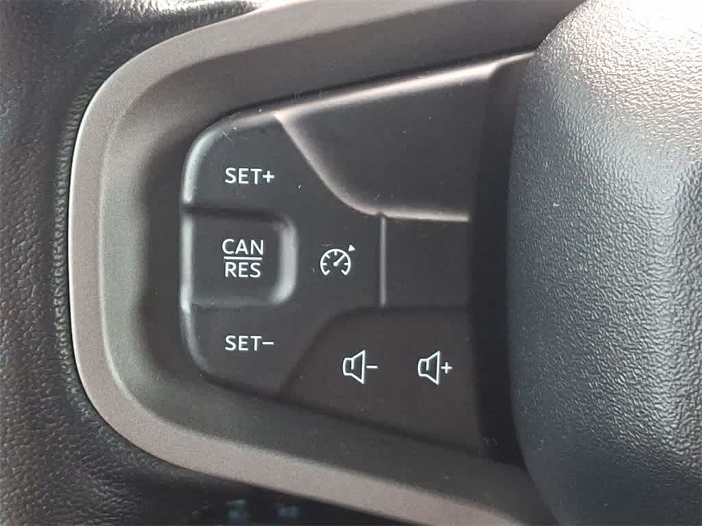 Thumbnail: 2021 Ford Bronco - 23