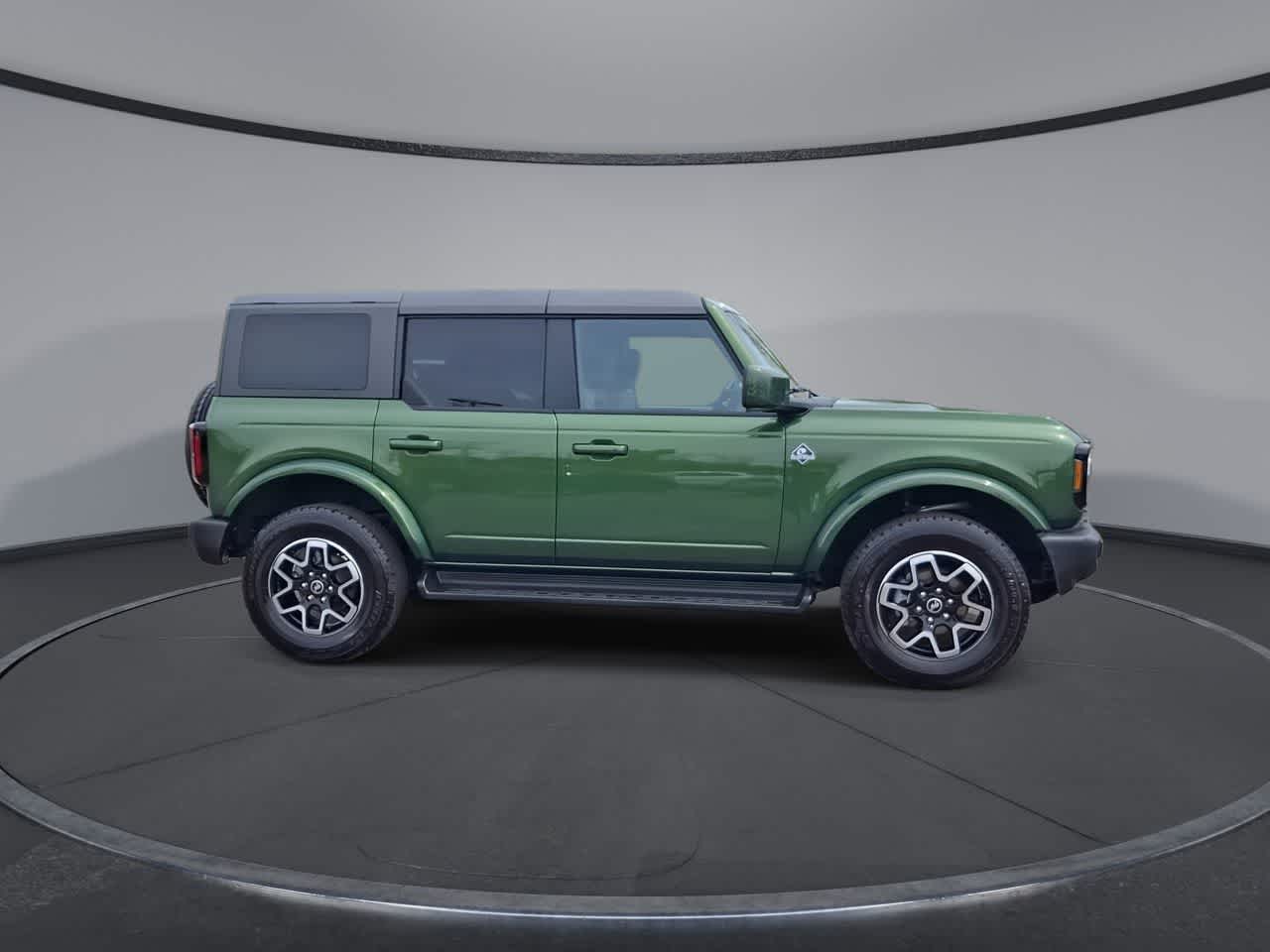 Thumbnail: 2025 Ford Bronco - 9