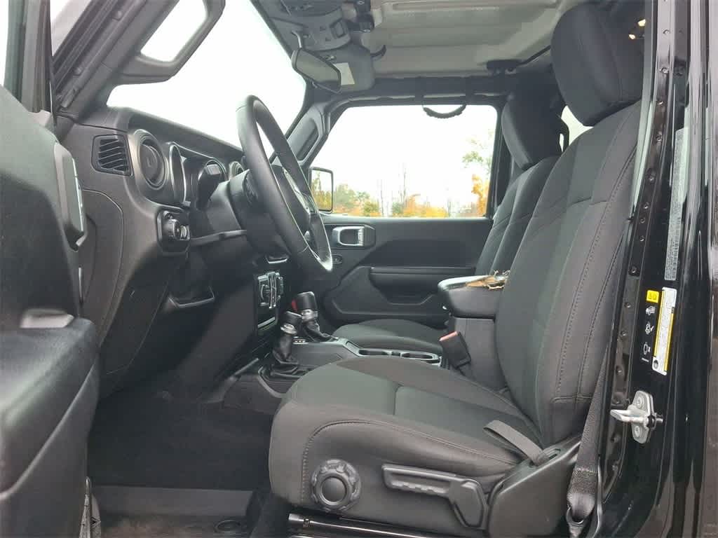 Thumbnail: 2021 Jeep Wrangler - 17