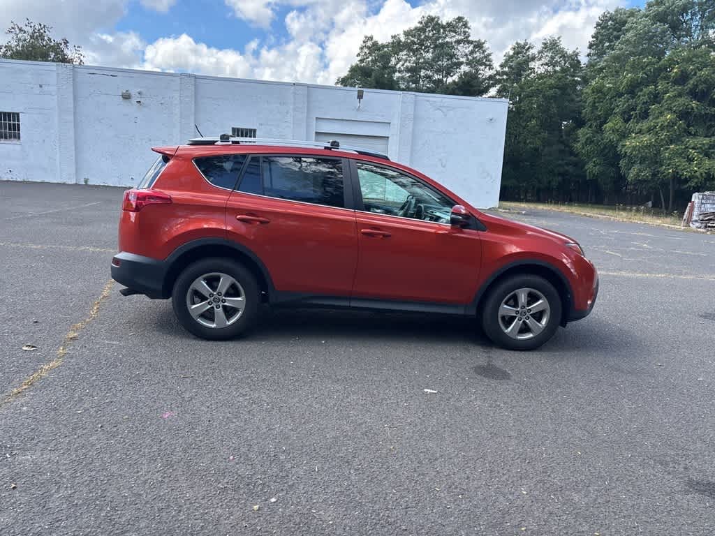 Thumbnail: 2015 Toyota RAV4 - 14