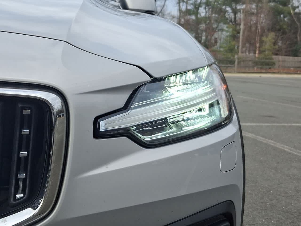 Thumbnail: 2025 Volvo S60 - 30