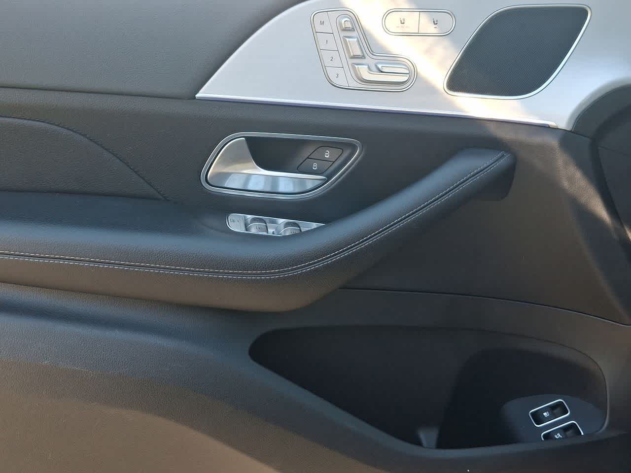 Thumbnail: 2024 Mercedes-Benz GLE - 15