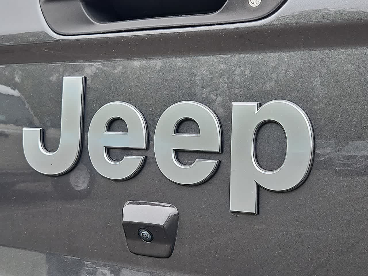 Thumbnail: 2020 Jeep Gladiator - 30