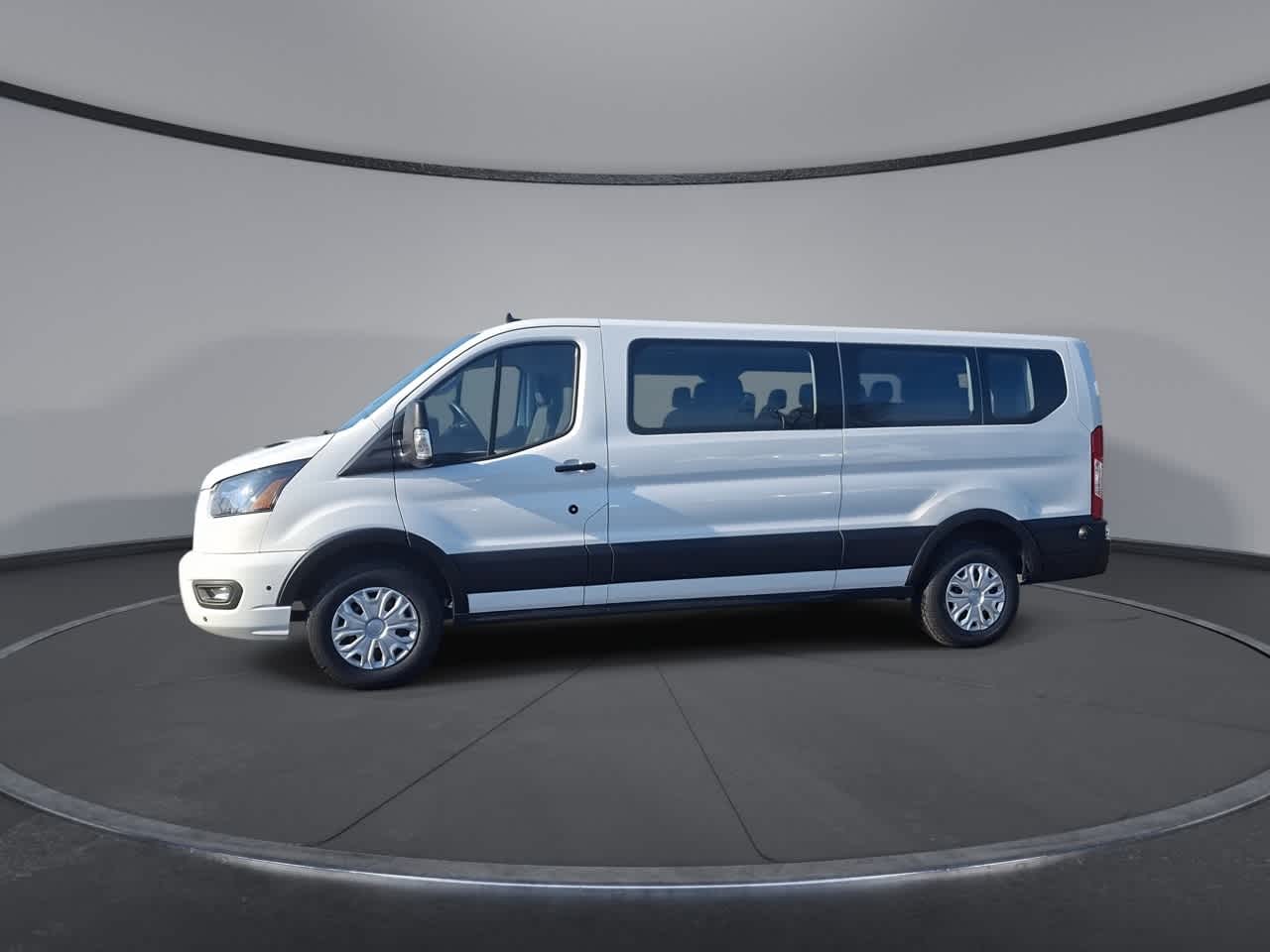 Thumbnail: 2024 Ford Econoline - 4