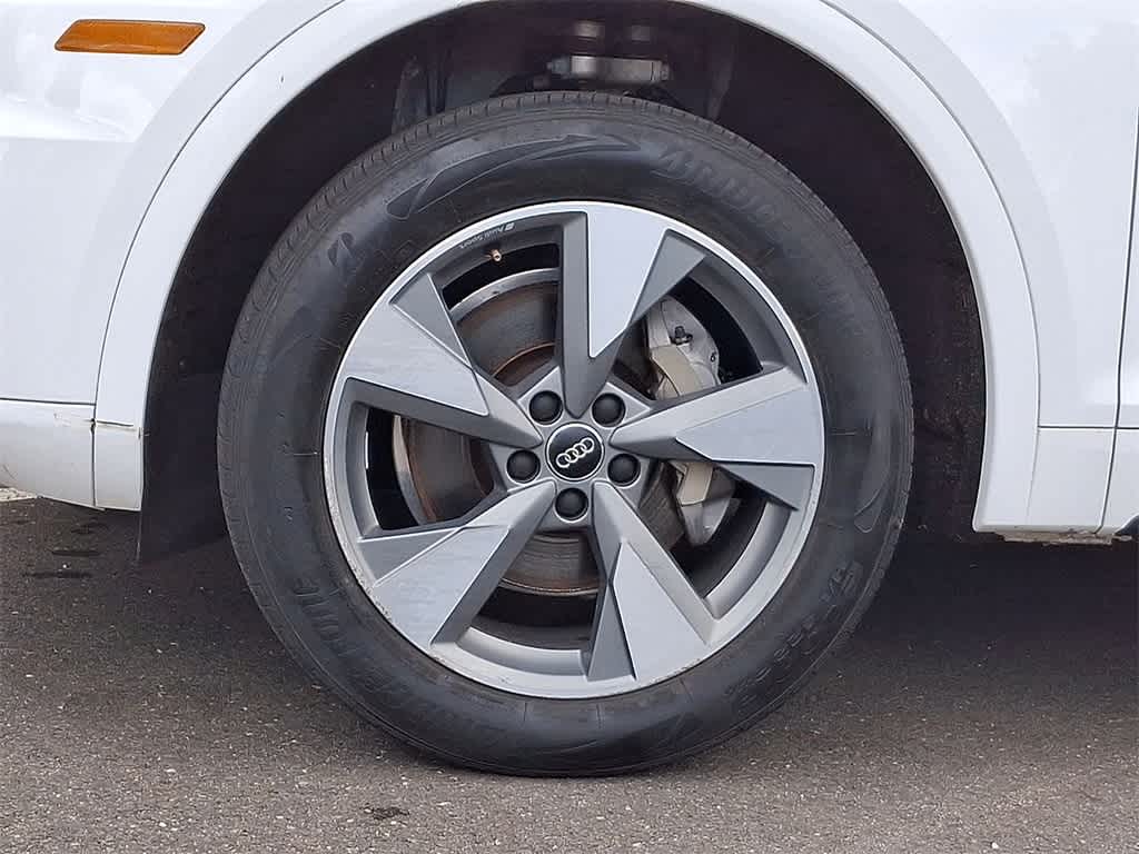 2020 Audi Q5  23