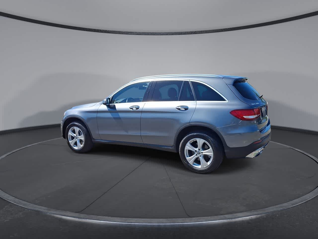 Thumbnail: 2018 Mercedes-Benz GLC - 6