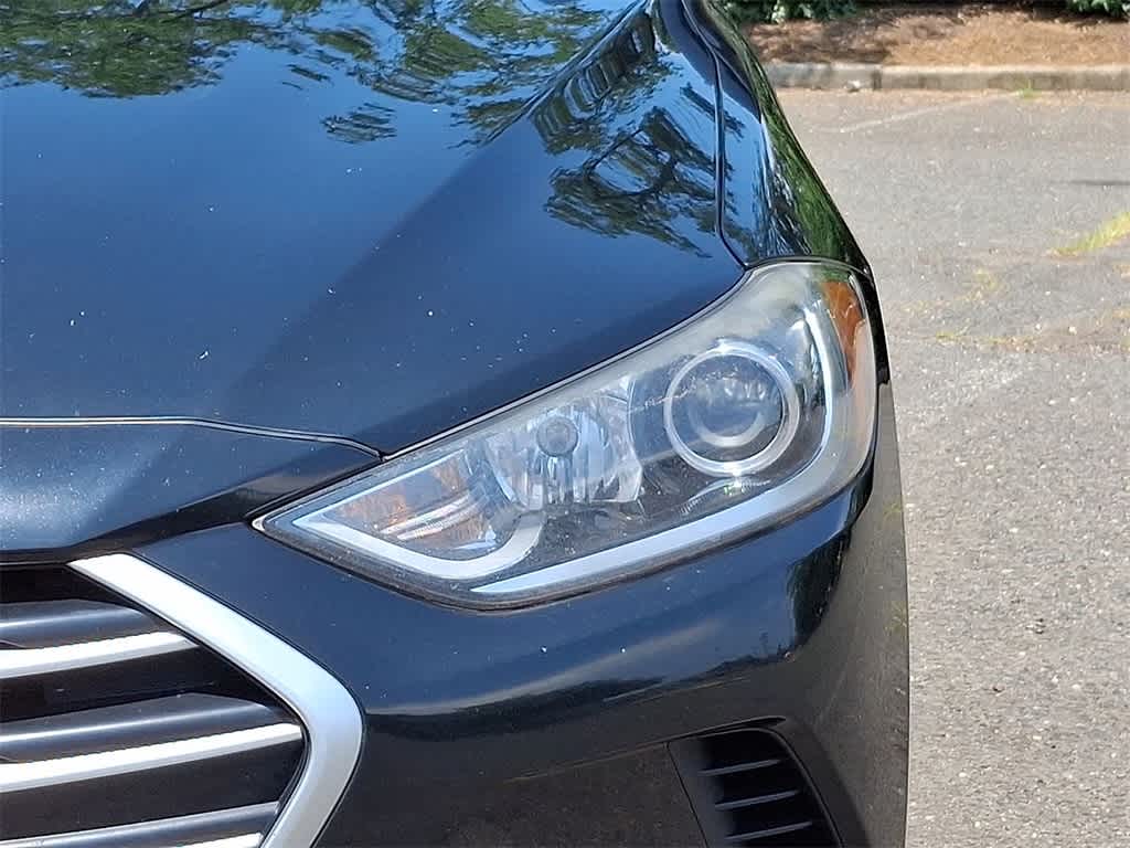 Thumbnail: 2017 Hyundai Elantra - 24