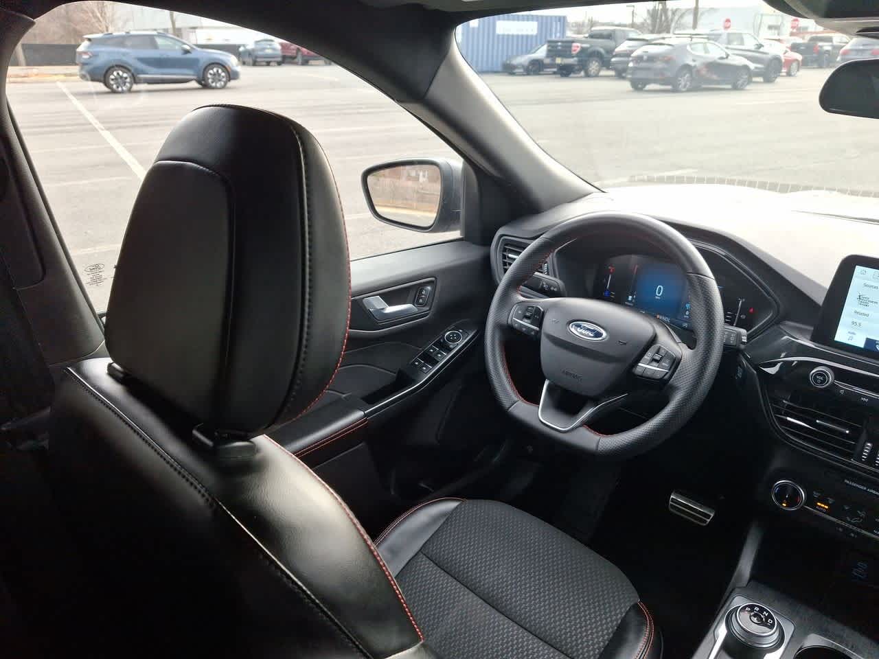 Thumbnail: 2023 Ford Escape - 14