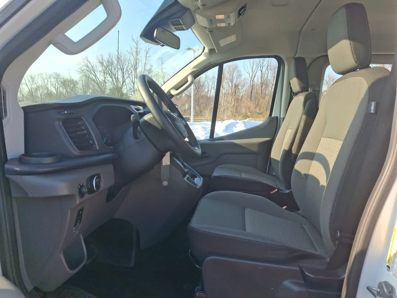 Thumbnail: 2024 Ford Econoline - 17