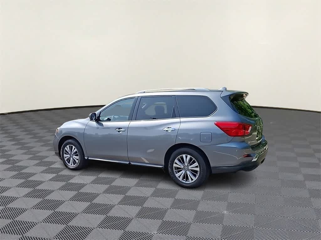 Thumbnail: 2020 Nissan Pathfinder - 6