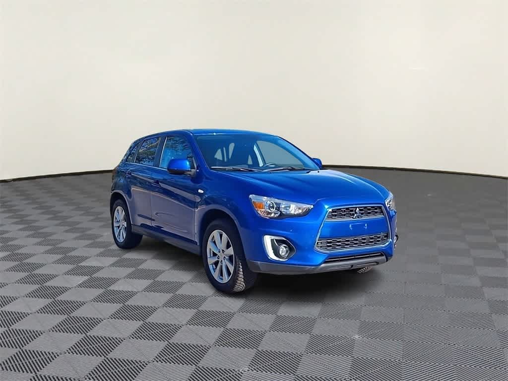 Thumbnail: 2015 Mitsubishi Outlander Sport - 2