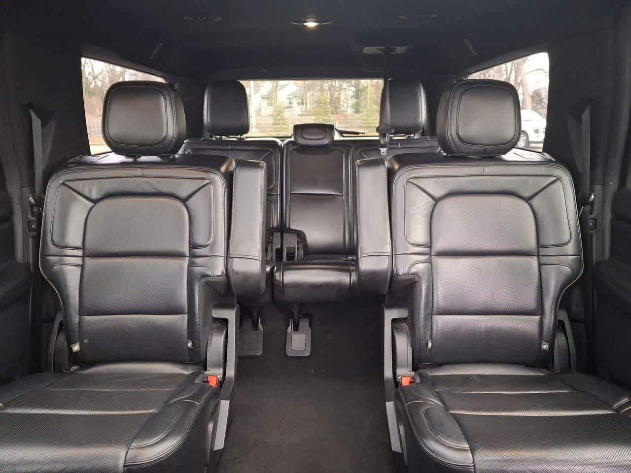 Thumbnail: 2019 Lincoln Navigator L - 13