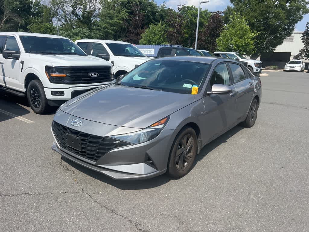 Thumbnail: 2023 Hyundai Elantra - 1