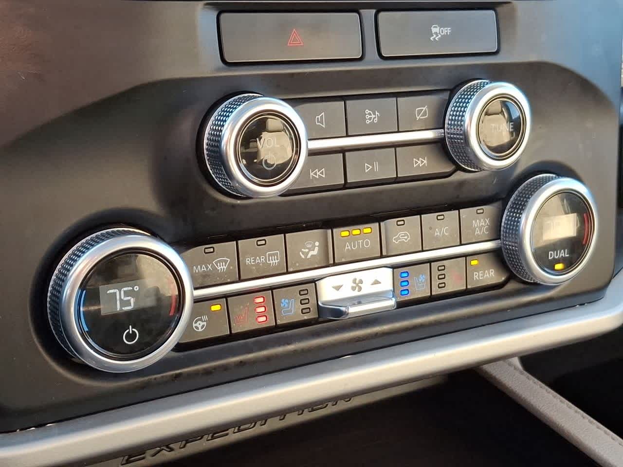 Thumbnail: 2023 Ford Expedition MAX - 25