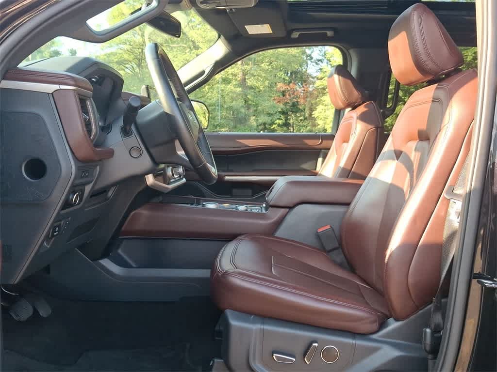 Thumbnail: 2023 Ford Expedition - 17