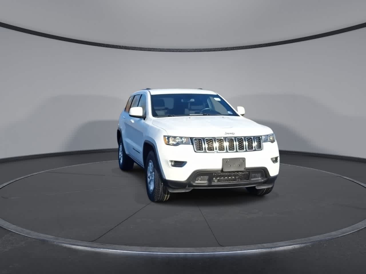 Thumbnail: 2019 Jeep Grand Cherokee - 2